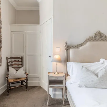 Fir Trees ويندرمير