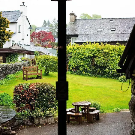 Fir Trees بيت للعطل